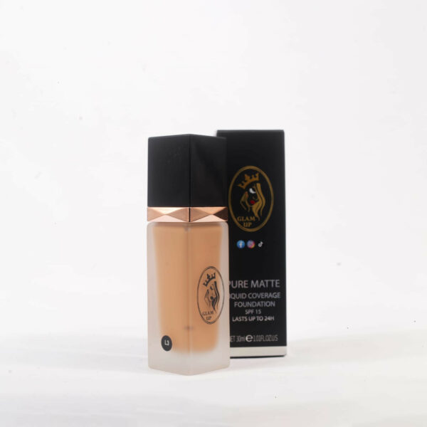 Glam Up Foundation 03